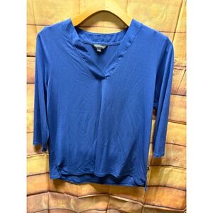Banana Republic Women's V-Neck 3/4 Sleeve Blouse Top, Blue, Size Large Stretchy
